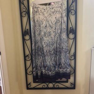 Gently worn ankle length skirt with 2 front slits